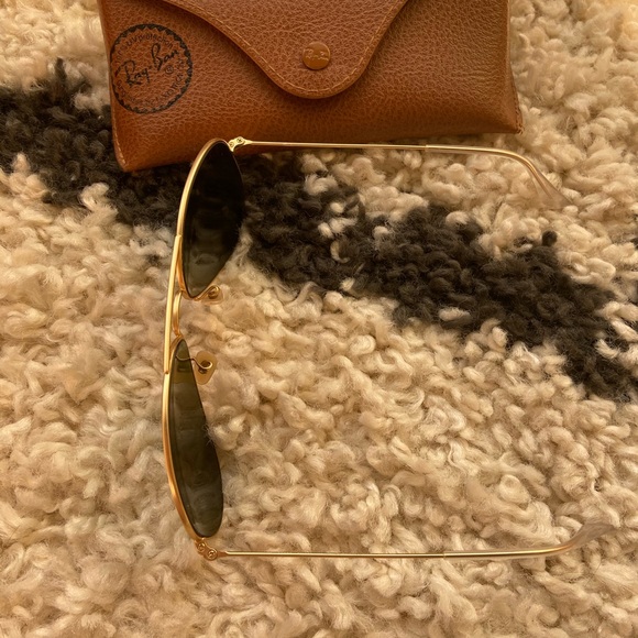 Ray Bans - Picture 3 of 3